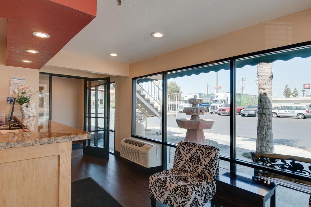 Vagabond Inn Bakersfield South Dış mekan fotoğraf