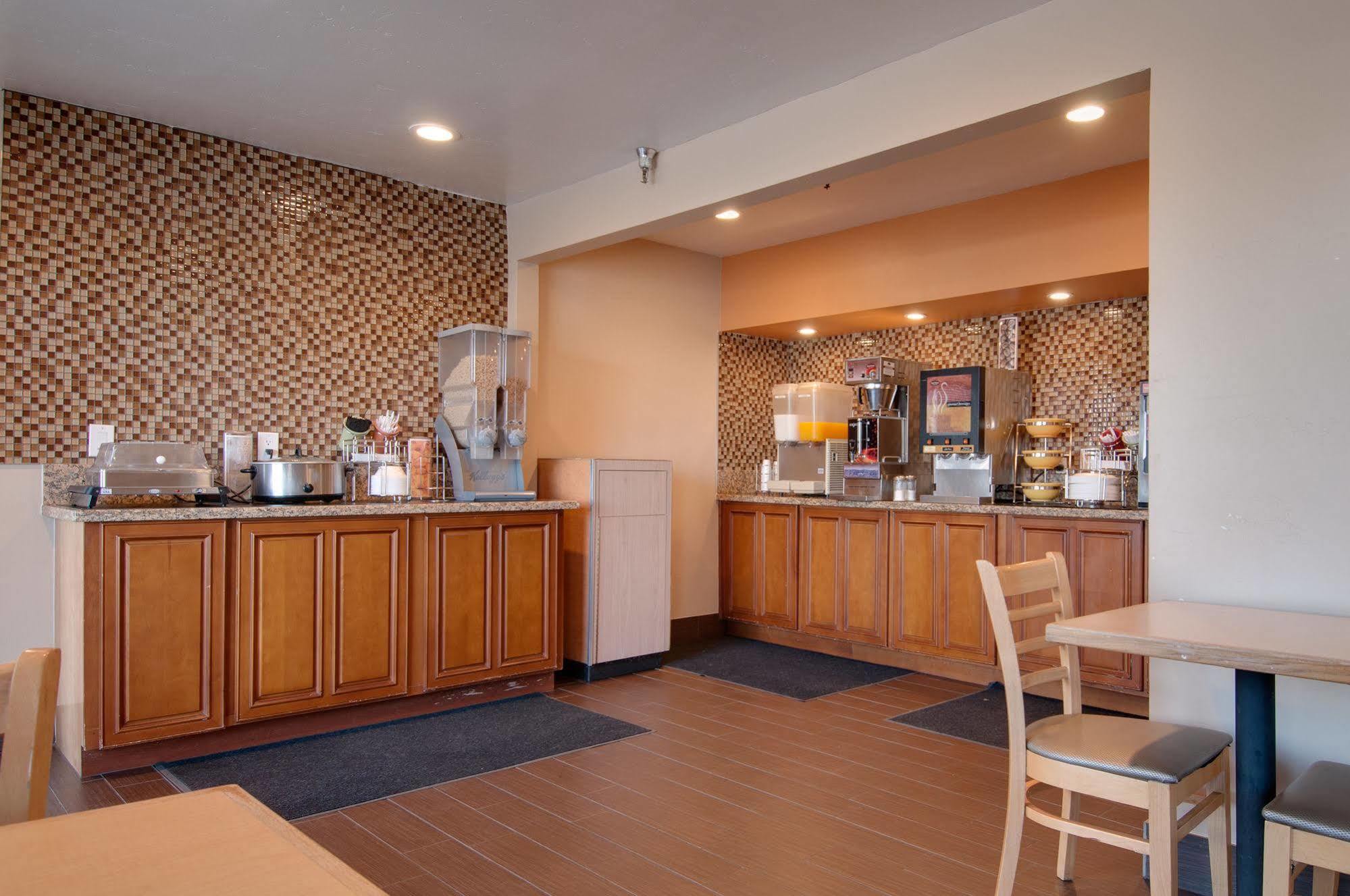 Vagabond Inn Bakersfield South Dış mekan fotoğraf